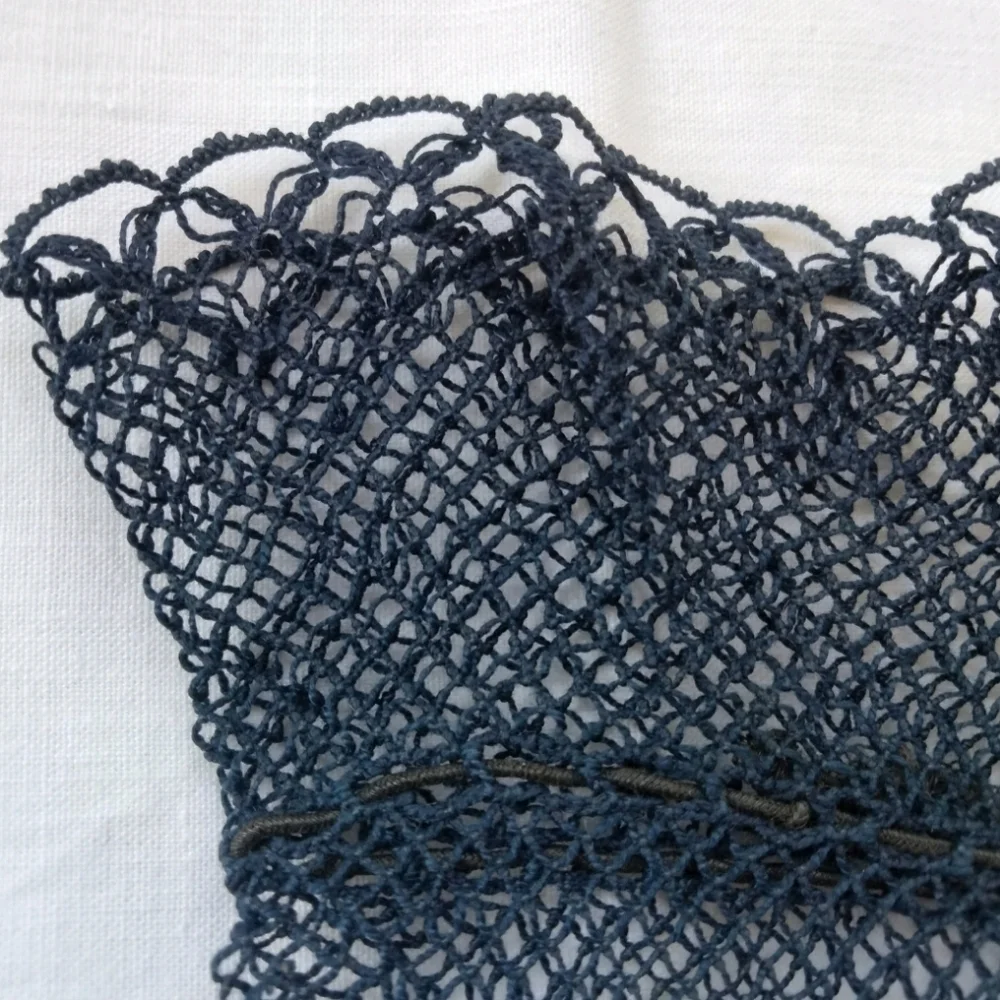 VTG Elegant Navy Blue Fishnet Lace Mesh Crochet Gloves w/ Embroidered Squares